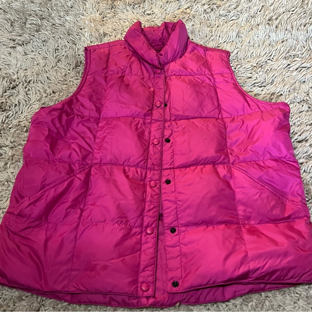 Lands' End Fuchsia Puffer Vest